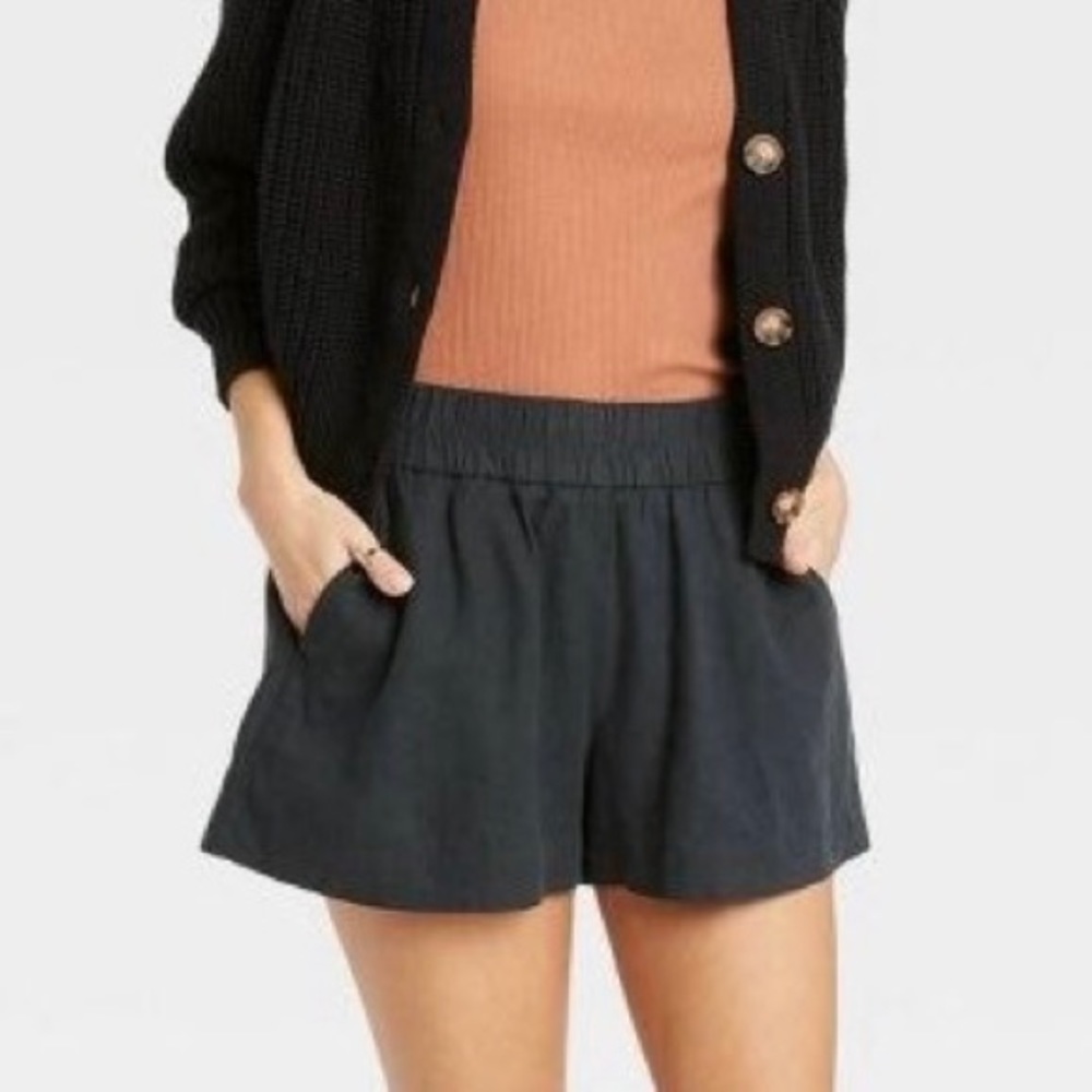 A new day linen pullover shorts - Picture 1 of 8